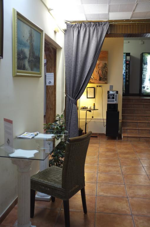 Europa Guest house *
